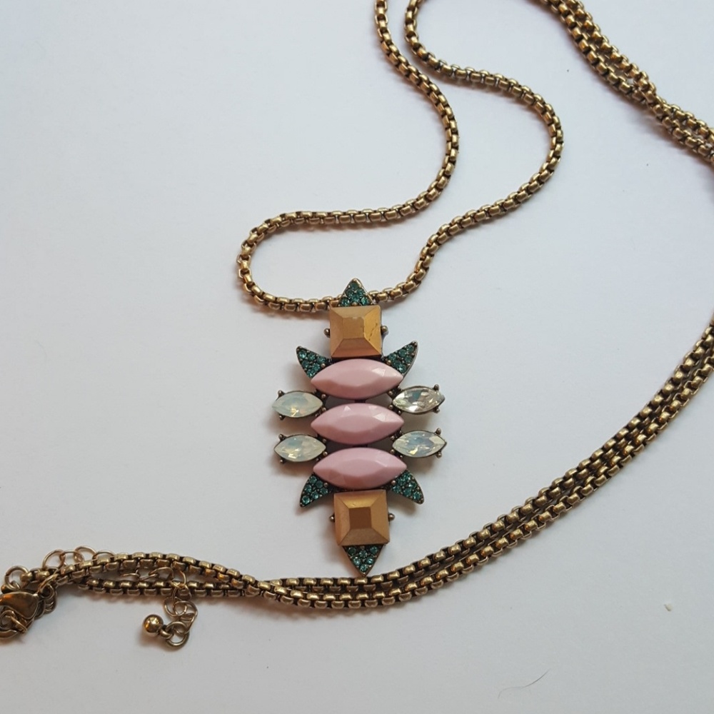 Long rhinestone pendant necklace